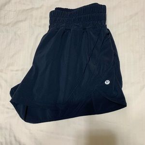 LULULEMON TRACK THAT